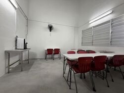 Dp Computers Building (D13), Factory #617529051